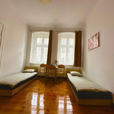 Lilia House Vandrehjem Poznań Eksteriør billede