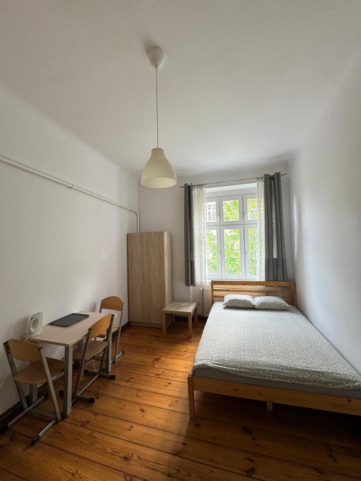 Lilia House Vandrehjem Poznań Eksteriør billede