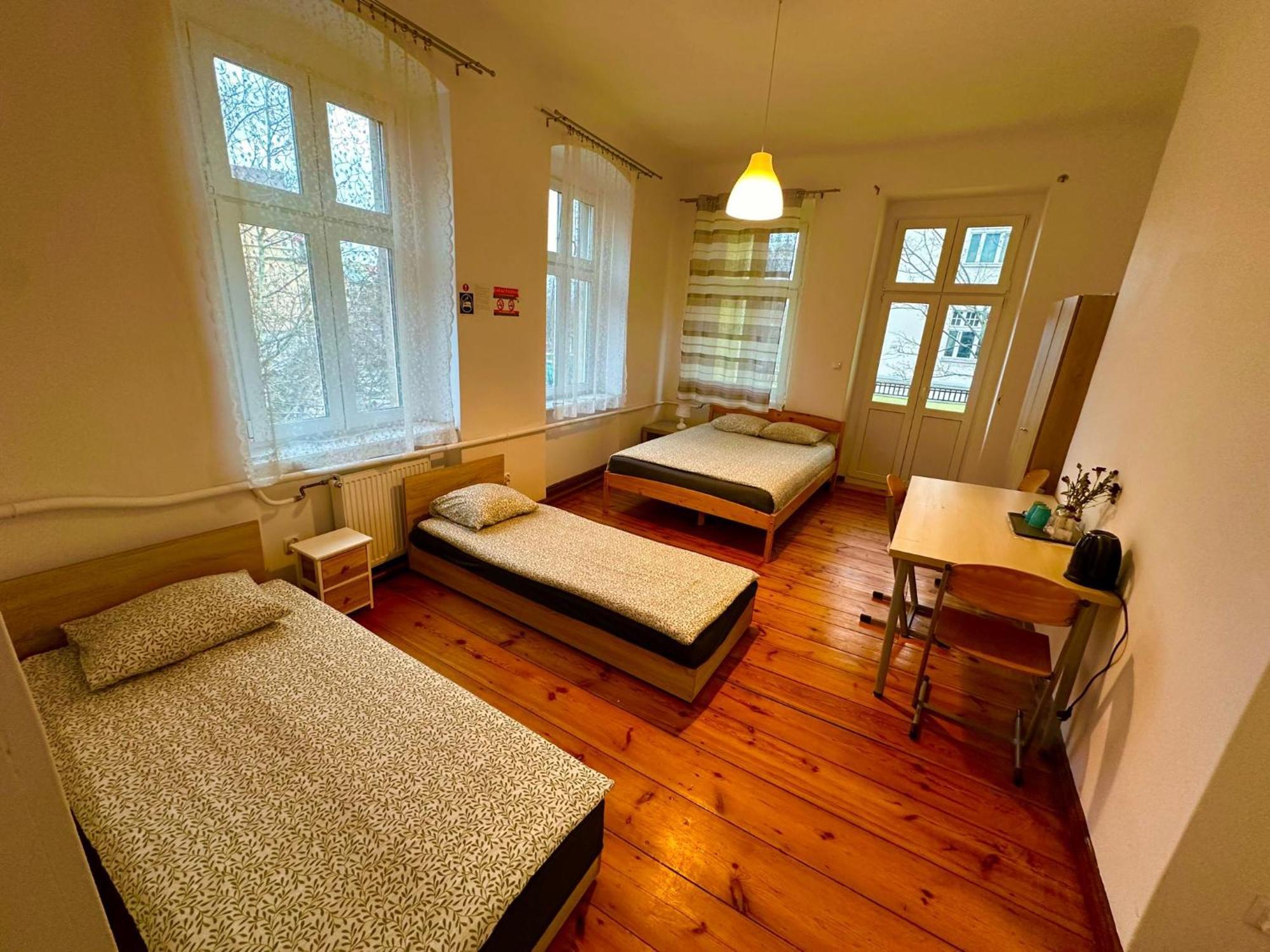 Lilia House Vandrehjem Poznań Eksteriør billede